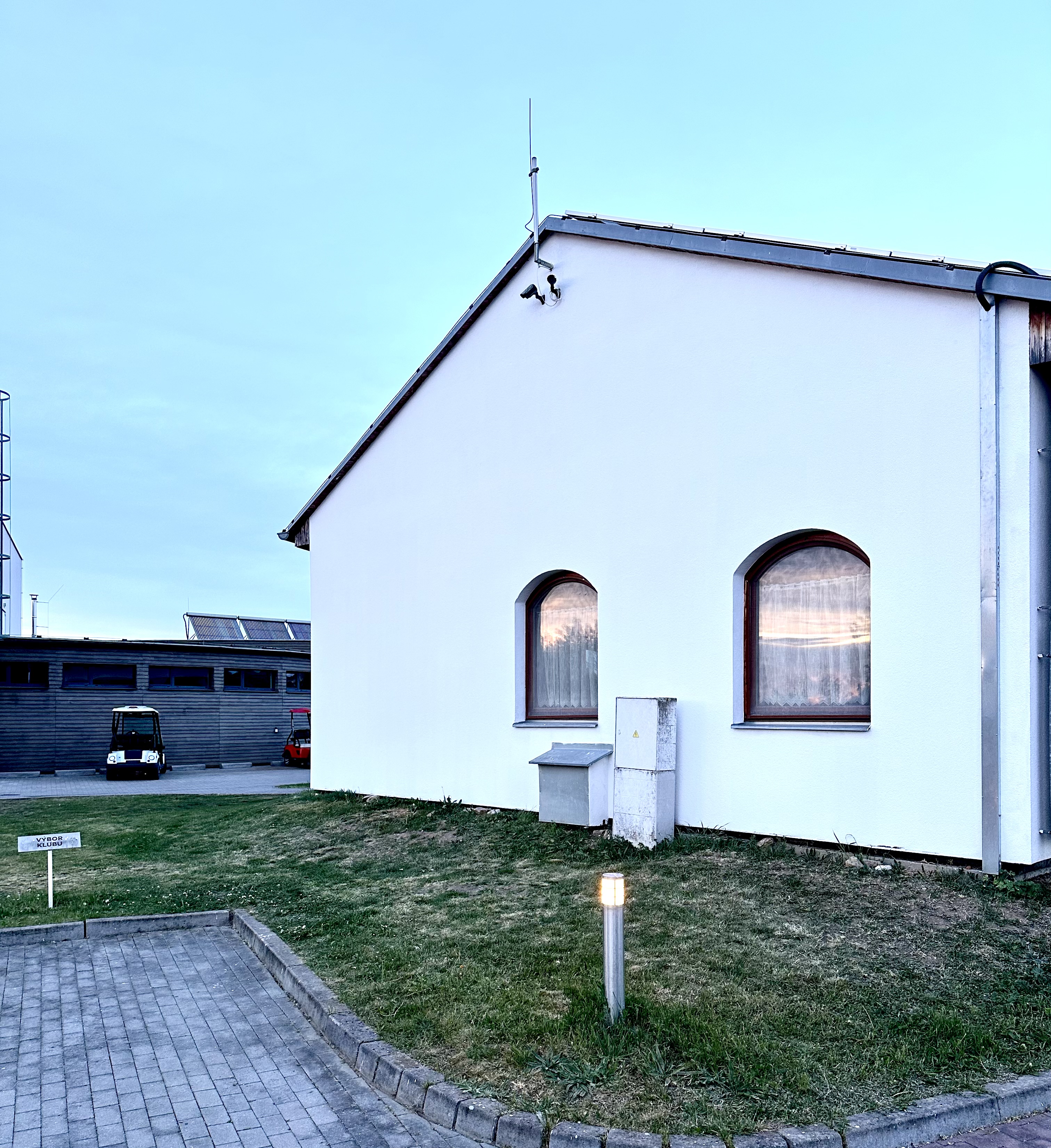 Natírání fasády
